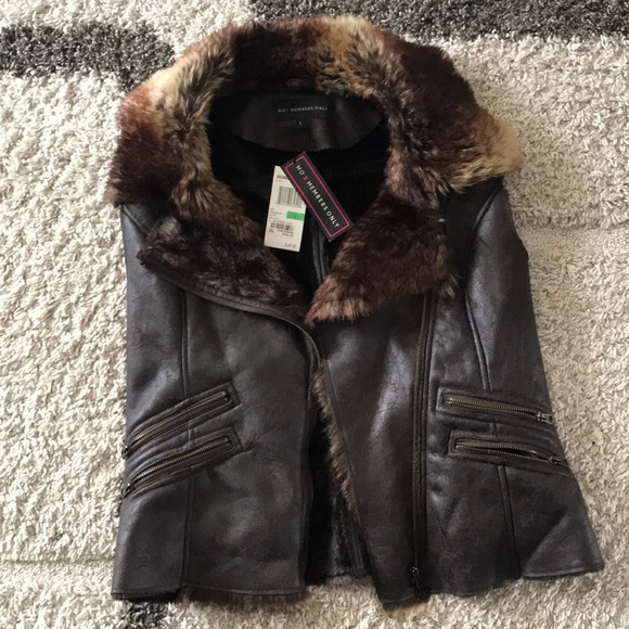 Members Only Jackets & Blazers - Members Only Faux Fur Vest🌸